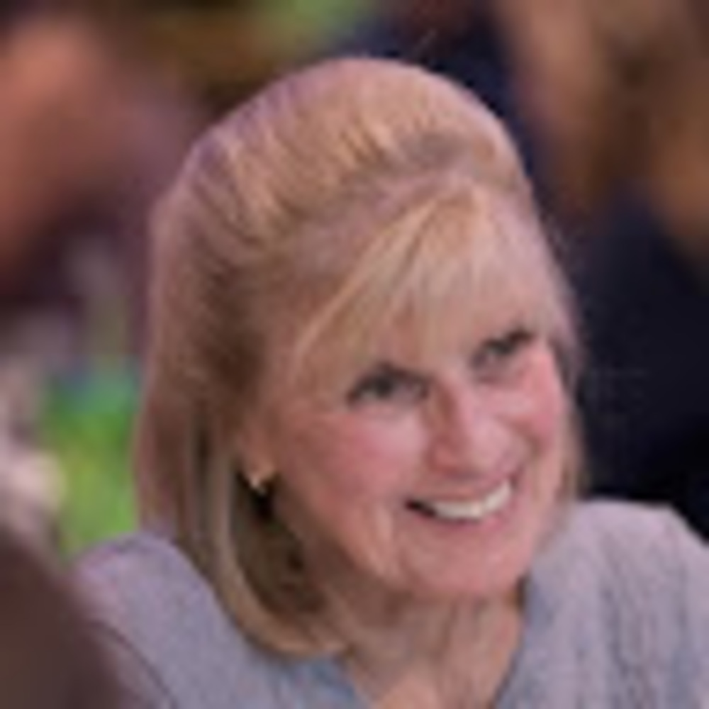 Meet your Posher, Suzanne
